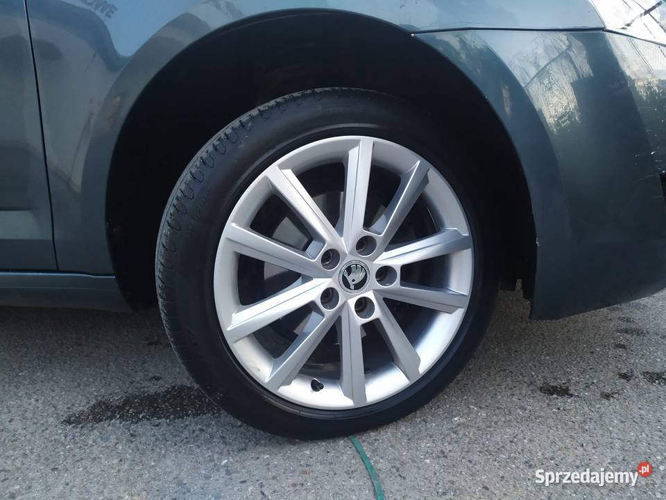 Skoda 5E Octavia Combi 20 TD 4x4 150 Rok produkcji 2016