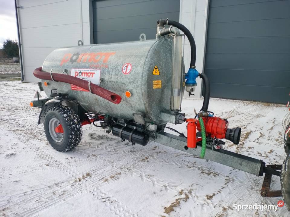 Beczkowóz Pomot 3300 litrów z 2015 roku Pozostałe sprzedam