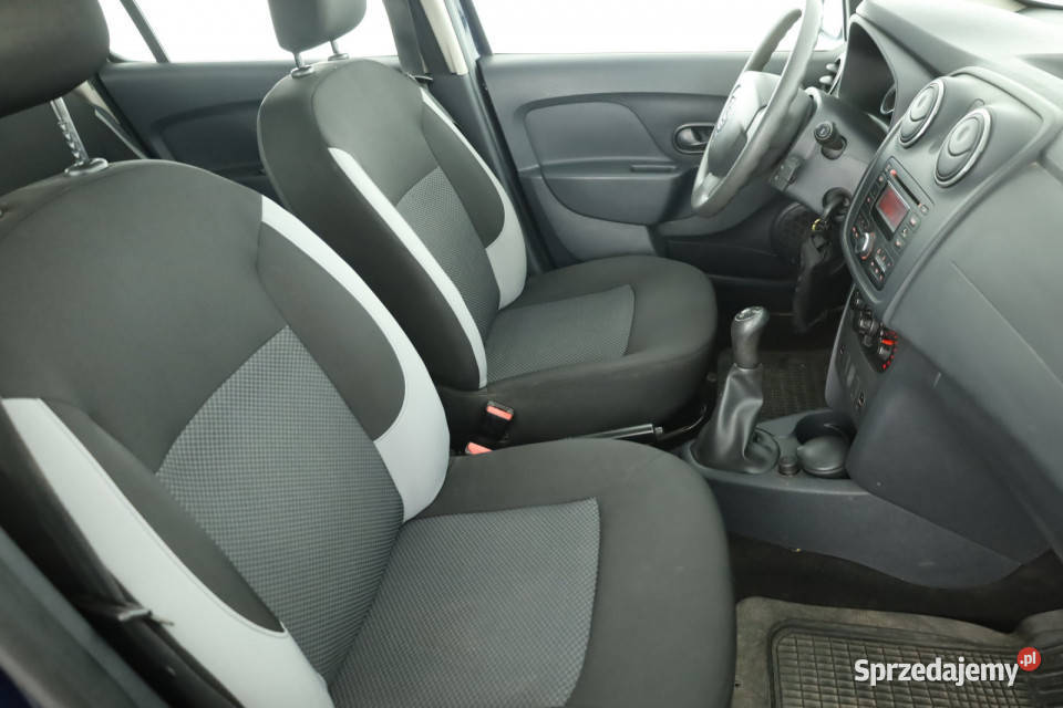 Dacia Sandero 12 16V manualna Sandero Dacia Piaseczno
