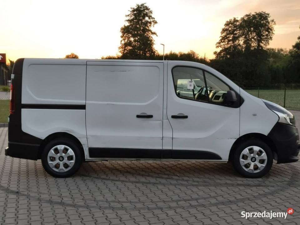 Nissan NV300 16 diesel 125 6biegów mały przebieg Kęty