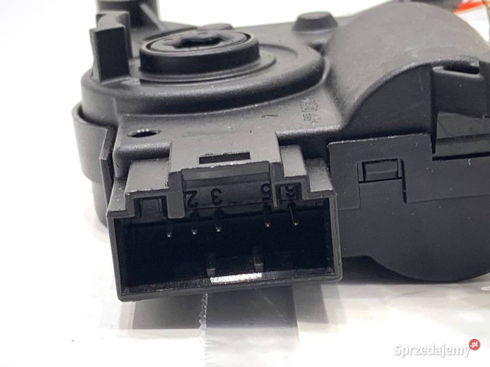 SILNIK NAGRZEWNICY SKODA 2Q0907511G SUPERB III osobowe podkarpackie