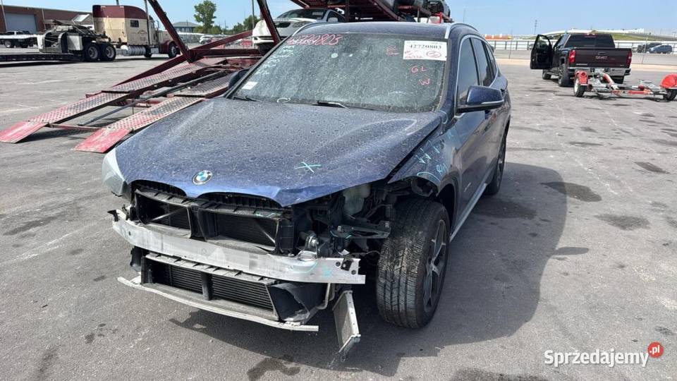 BMW X1 2016 20 xDrive delikatnie uszkodzona 0510 Motoryzacja Żórawina