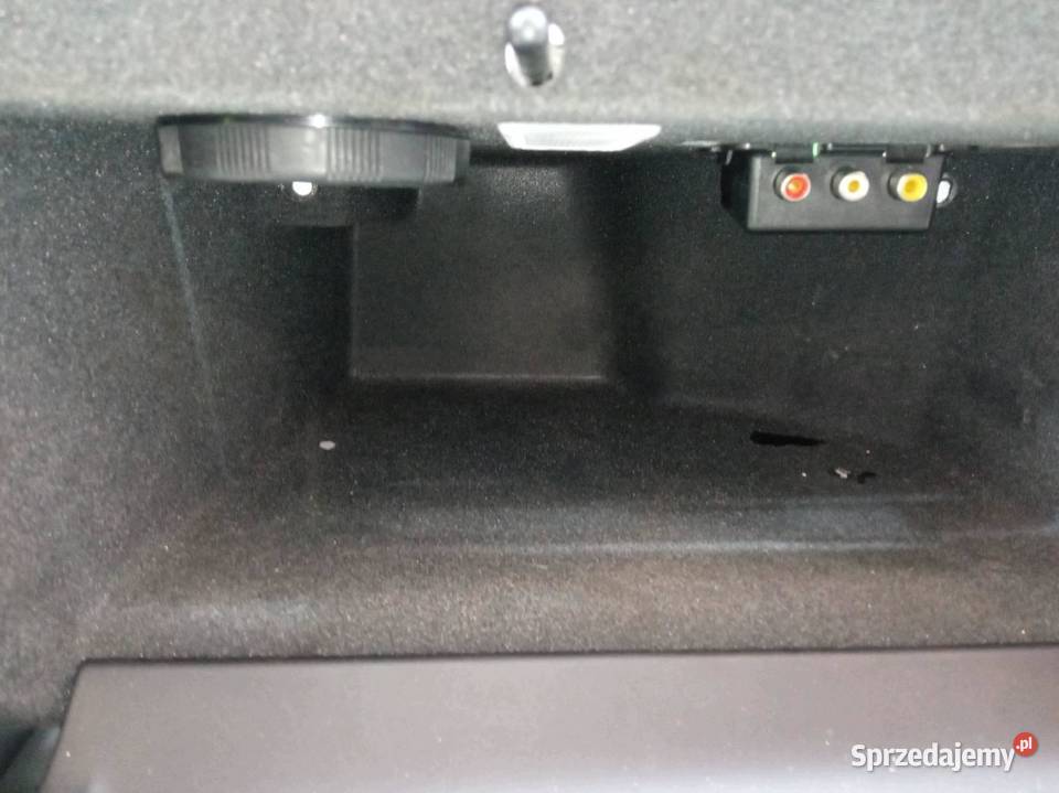 SCHOWEK PRAWY PASAŻERA DESKI III X7 Citroen C5