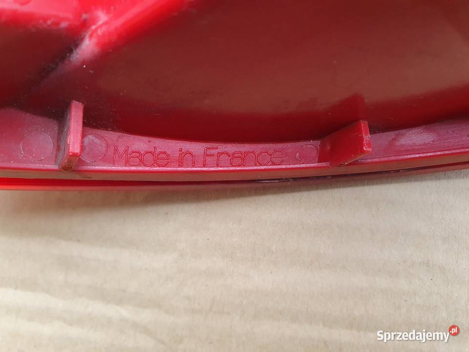 Lampa lewa tył toyota avensis t22 kombi Pszczyna