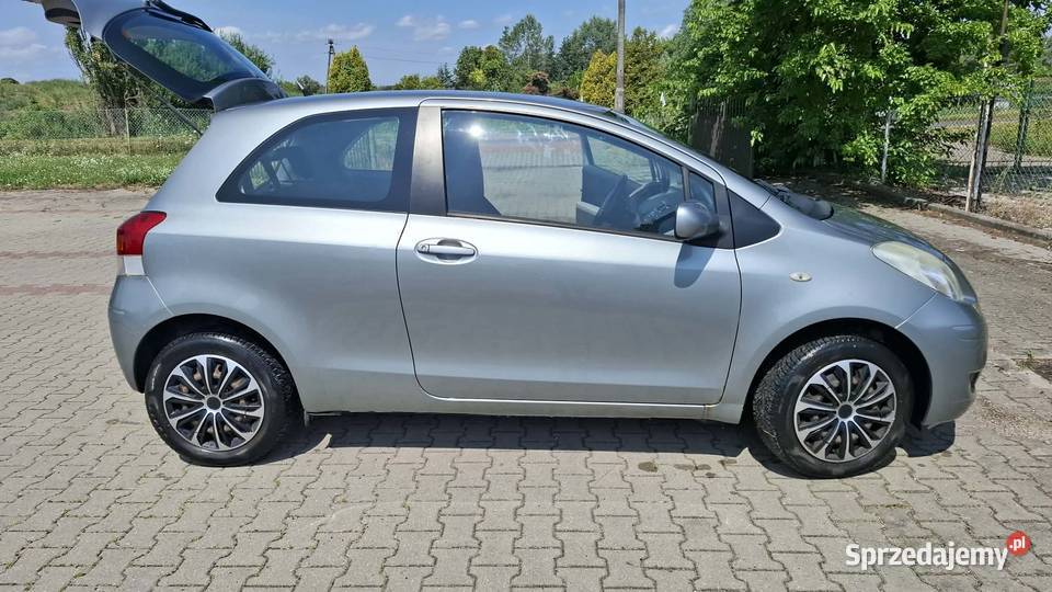 Toyota yaris 183km Mała Nieszawka