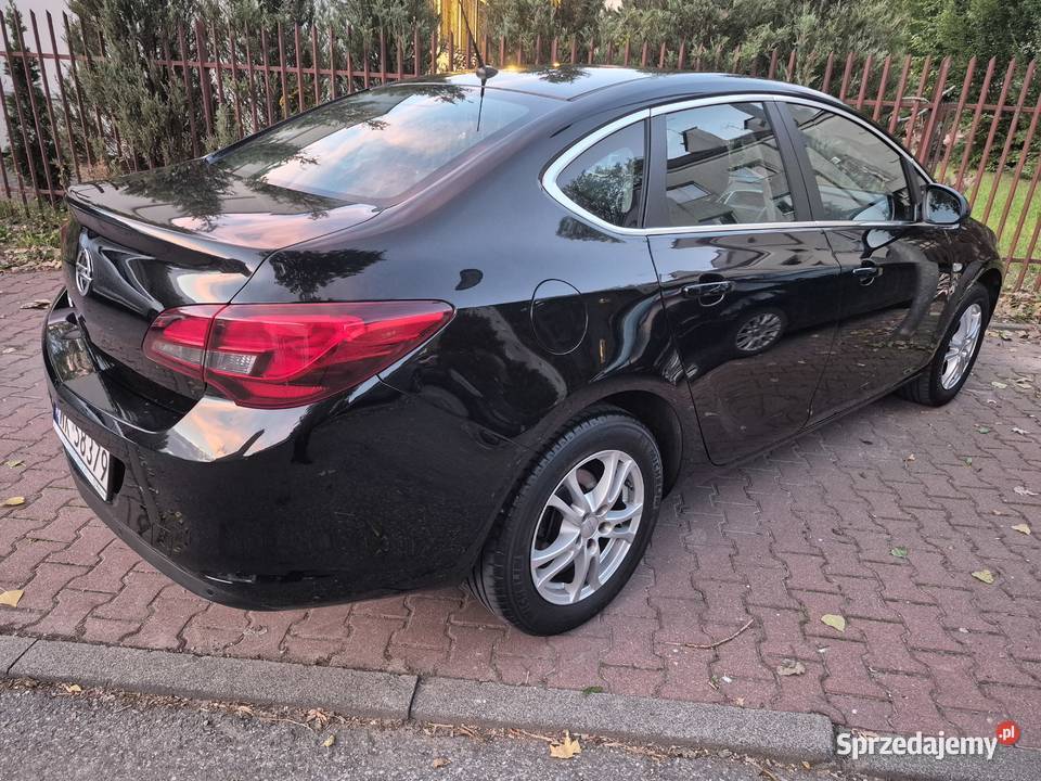 Opel Astra J A14NET Turbo LPG aluminiowe felgi Astra Samochody osobowe