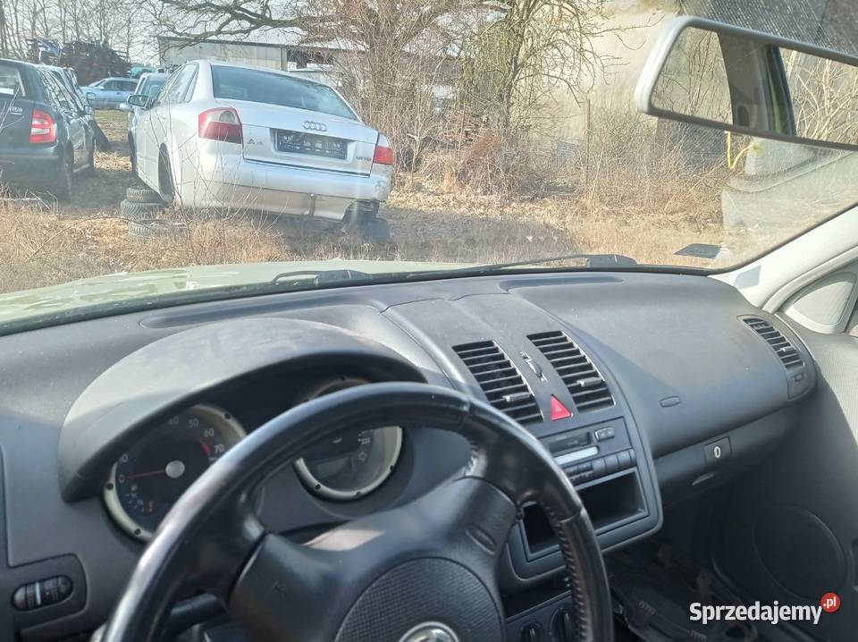 Volkswagen Polo III 10 37 kW 2001 r dawca części Samochody na części Szklarka Myślniewska