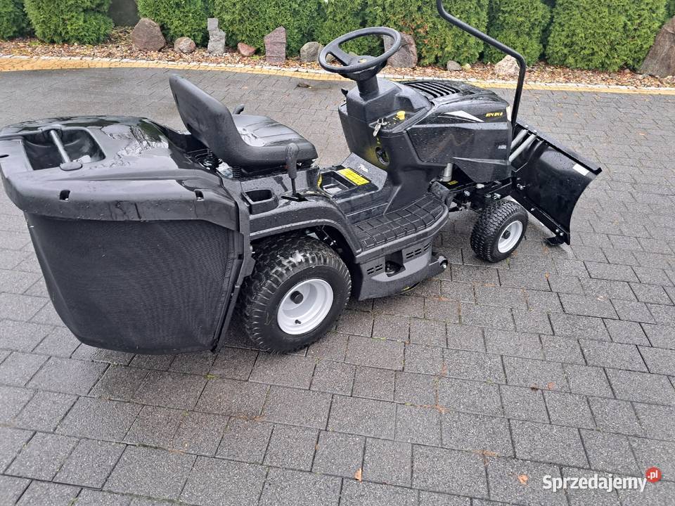 Kosiarka stiga prawie nowa z plugiem nie Kosiarki spalinowe Brodnica