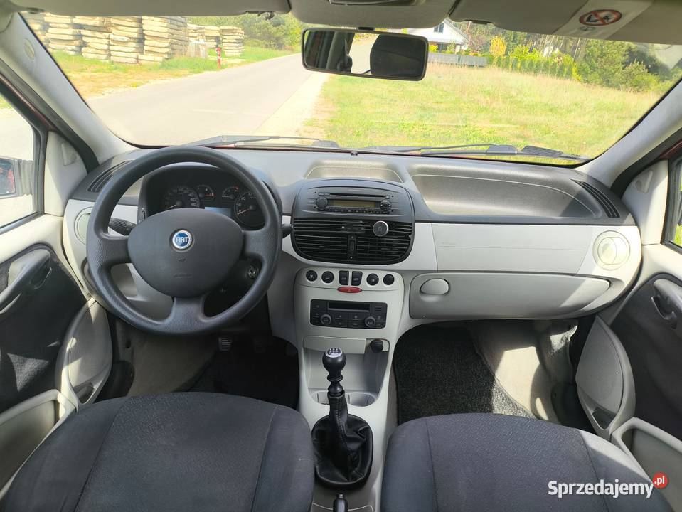 Punto klimatronik elszyby ellusterka Rok produkcji 2003 sprzedam