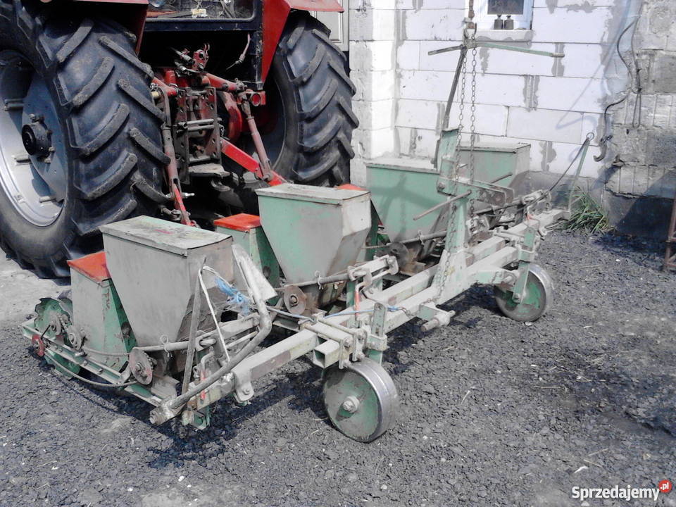 Siewnik do kukurydzy Feldherr Original z