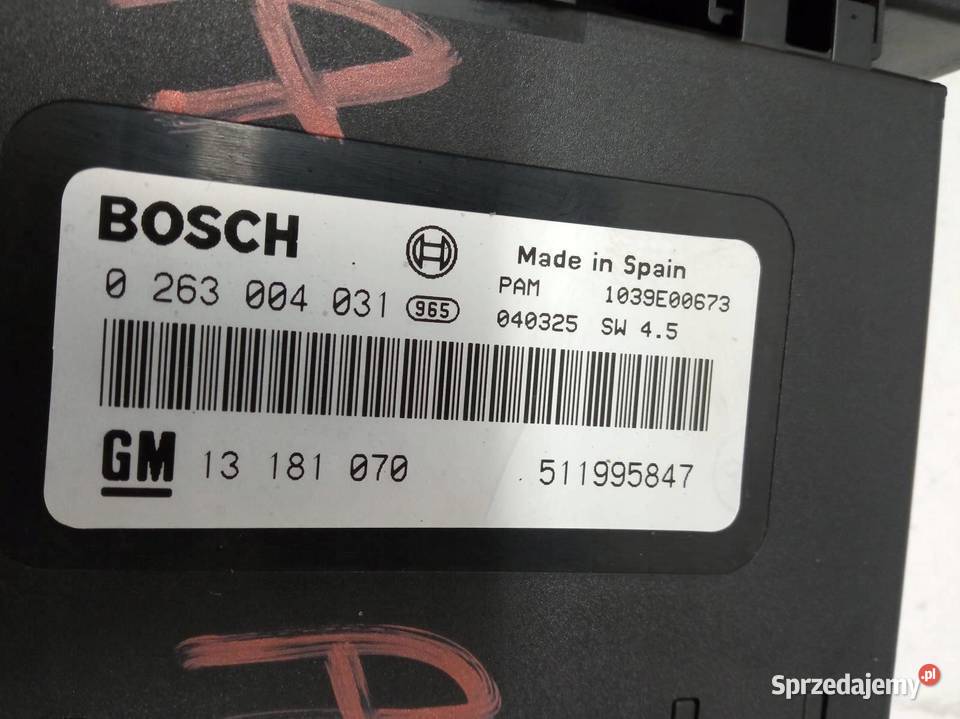 SKRZYNKA BSI 13145020 13181070 Opel Astra III