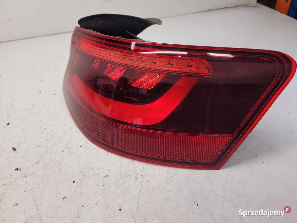 LAMPA PRAWY TYŁ AUDI A3 8V 3 DRZWI 8V3945096B