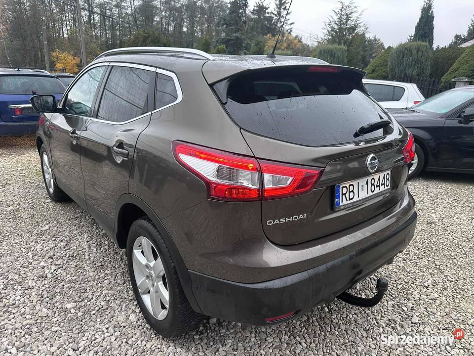 Nissan Qashqai 2015 Bogata Wersja Wyposażenia VAT marża Ładna