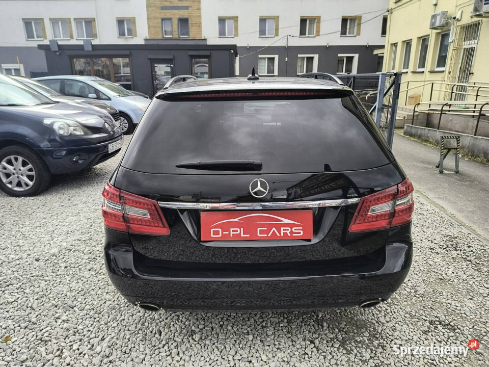 Mercedes E 350 Podgrzewana Kanapa tył Nawigacja ESP sprzedam