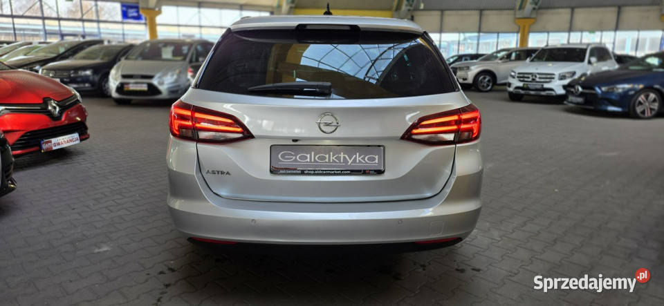 Opel Astra OPIS W podanej roczna gwarancja K Kombi