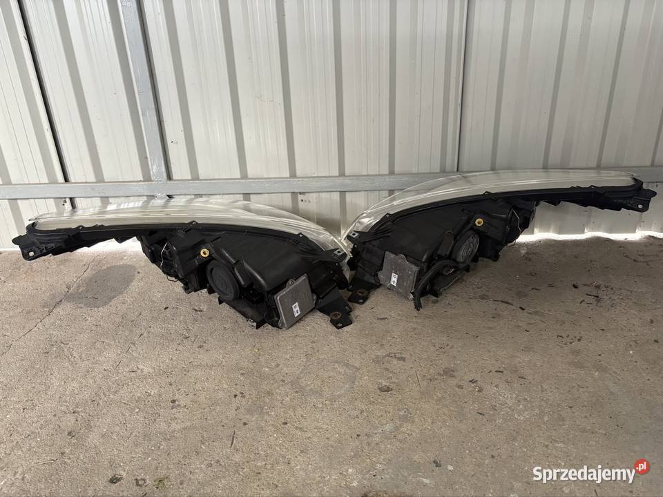 Lampy Przód Przednie Ford Kuga II MK2 Xenon Wieluń