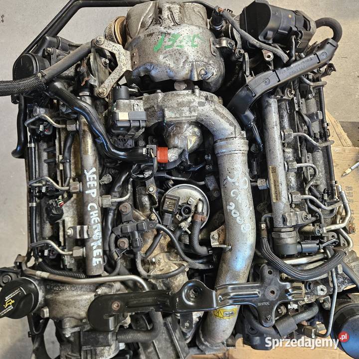 JEEP GRAND CHEROKEE WK 30 CRD SILNIK KOMPLETNY osobowe Radom sprzedam
