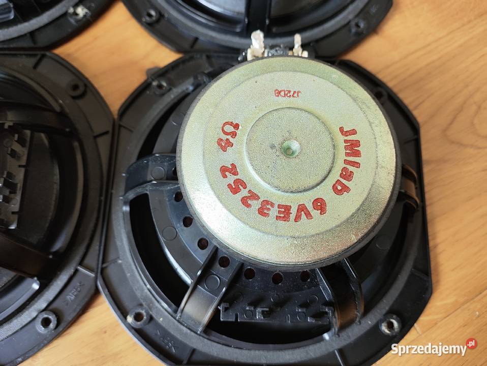 Głośniki focal chorus 715 kolumny głośnikowe