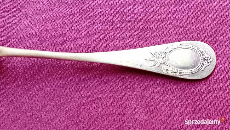 Secesyjna pozłacana łyżka z medalionem przełom Koźminek