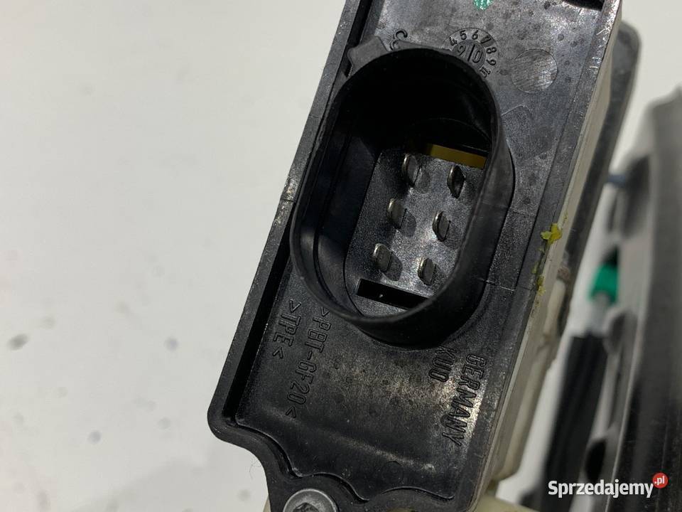 PODNOŚNIK SZYBY PRAWY TYŁ BMW E83 6925966 SUV