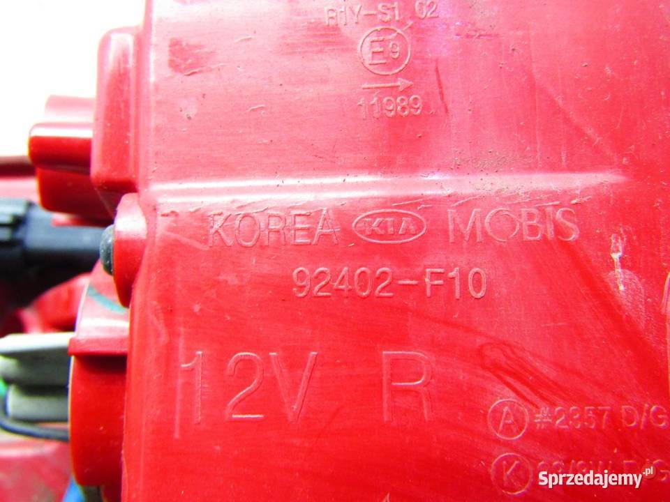 LAMPA TYLNA PRAWY TYŁ KIA SPORTAGE IV 92402F10 sprzedam