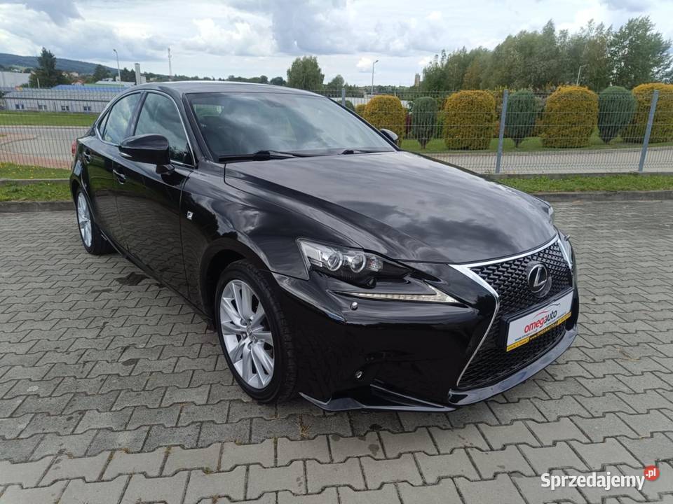 Lexus IS III Sedan 300h 223 FSport HYBRID IS Sanok