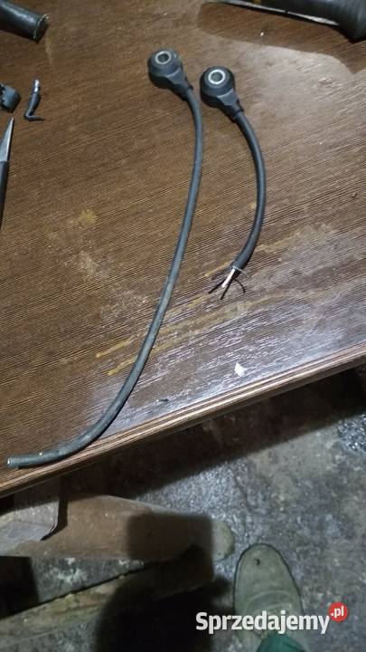 Czujnik spalania stukowego PA66GF30 Audi Golina