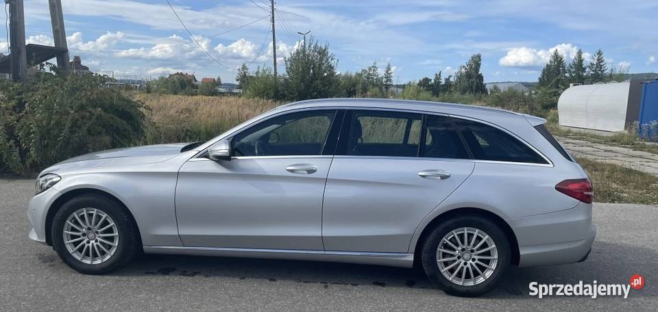 Sprzedam Mercedes 16 diesel 2015 Cklasa srebrny Kraków