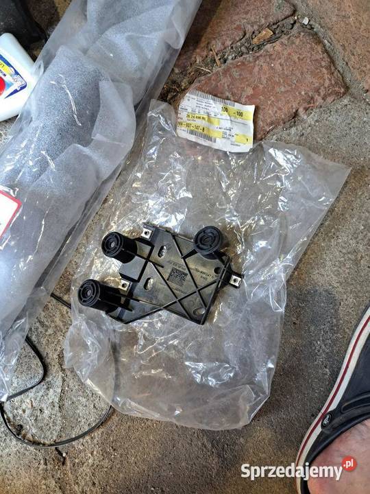 Lewe mocowanie Radaru asystenta Lewy tył VW