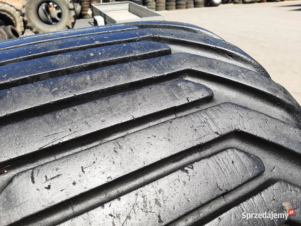 Opona używana rolnicza 70050225 70050R225 BKT Zaścianki