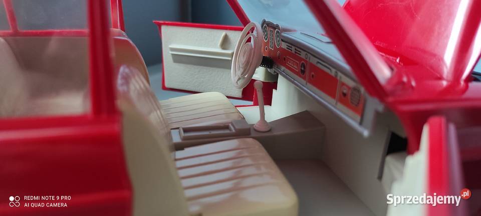 Mercedes 250 firmy Gama DDR PRL Gniezno