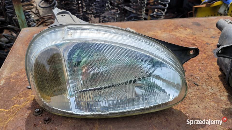 Lampy przód Opel Corsa B mazowieckie Łagów