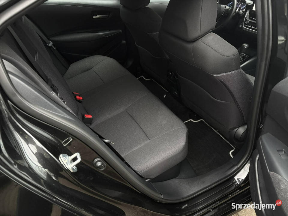 Toyota Corolla 18 Hybrid COMFORT TECH salon Warszawa