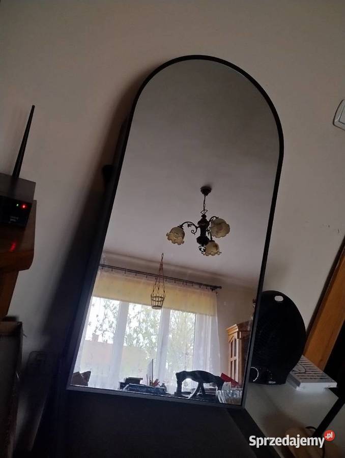 Szafka z lustrem Ełk