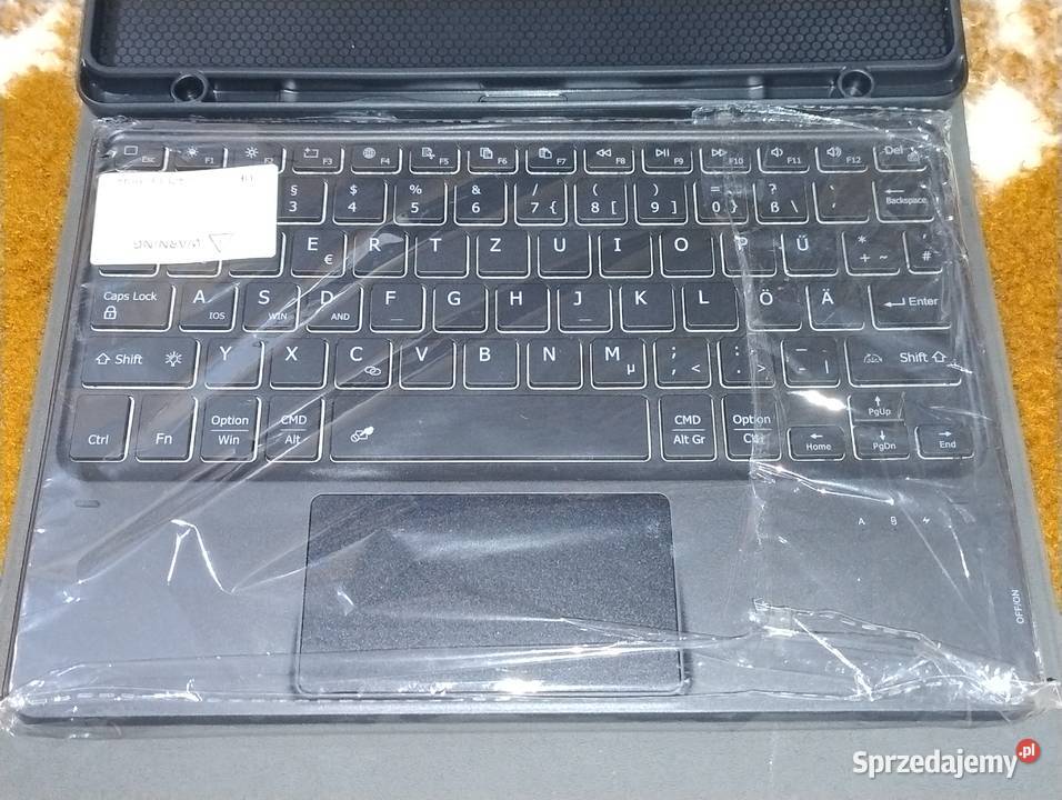 Etui Cacoe Zamykane z Klawiaturą Bezprzewodową sprzedam