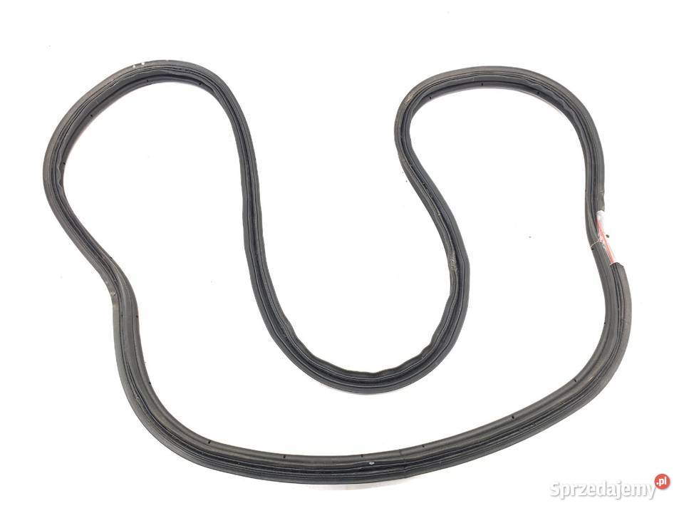 USZCZELKA KLAPY BAGAŻNIKA FORD MUSTANG V