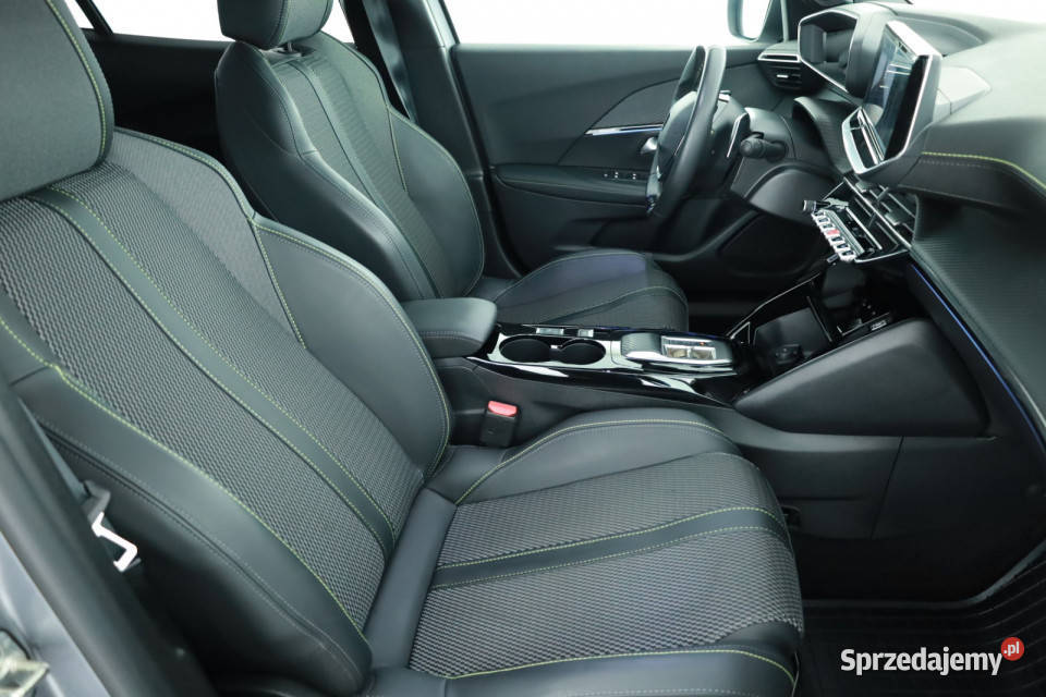 Peugeot 2008 12 MHEV 4/5 mazowieckie Piaseczno