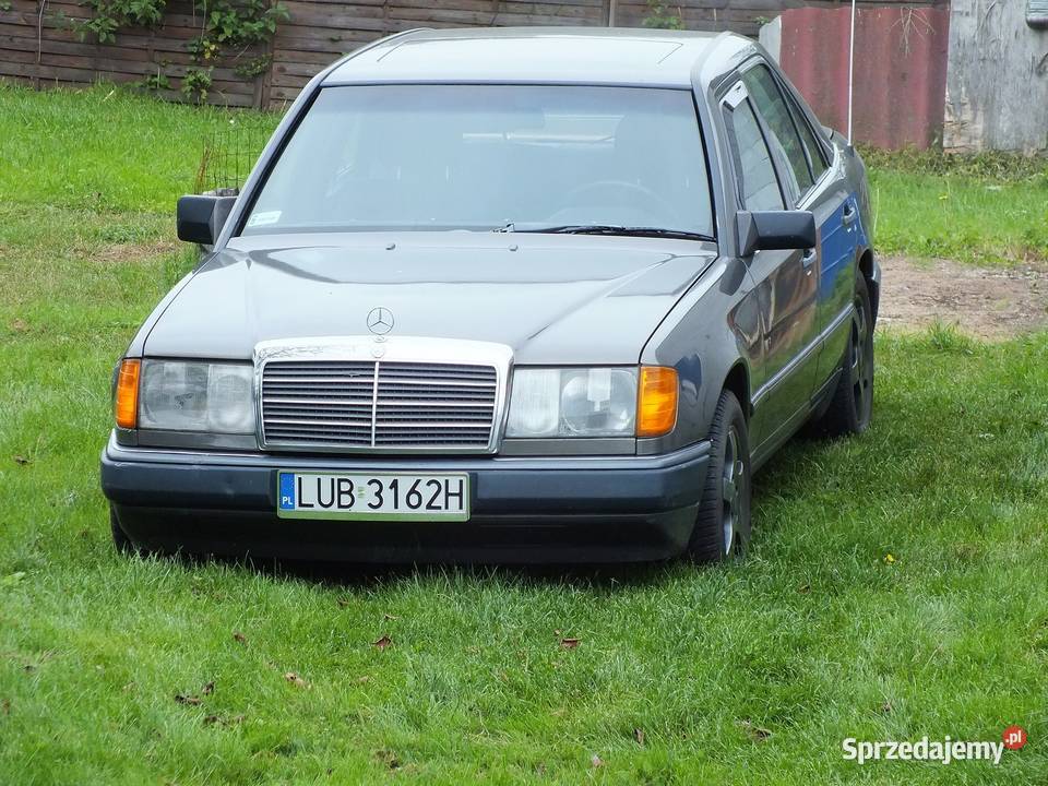 Mercedes-Benz W124