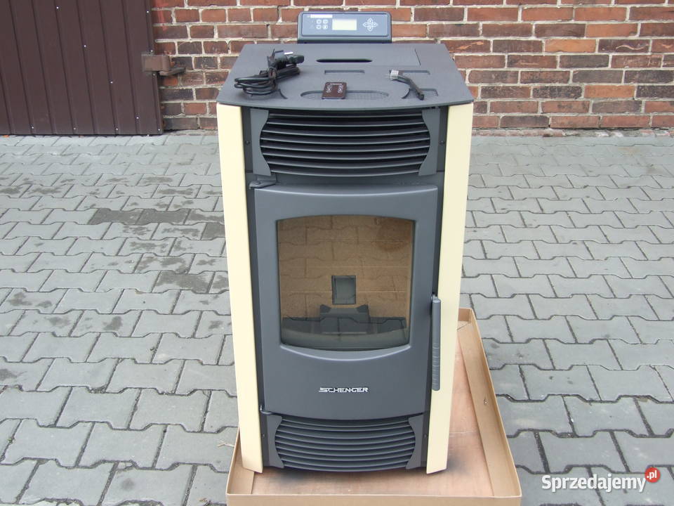 Piec piecyk kominek na pelet pellet 65 KW Bogacica