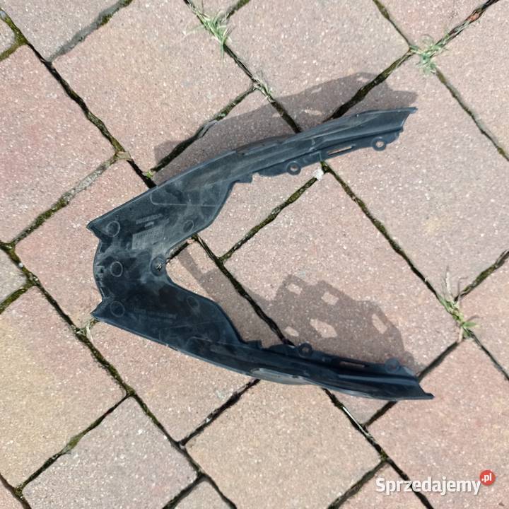 Sprzedam plastik pod reflektor czaszę honda CB Konin