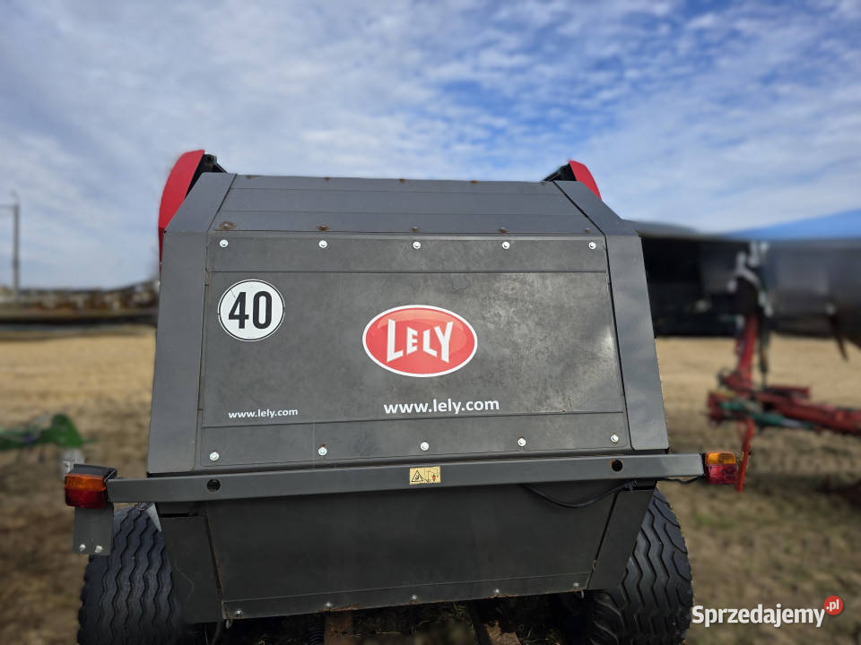 Prasa zwijająca LELY WELGER RP245 2018 r