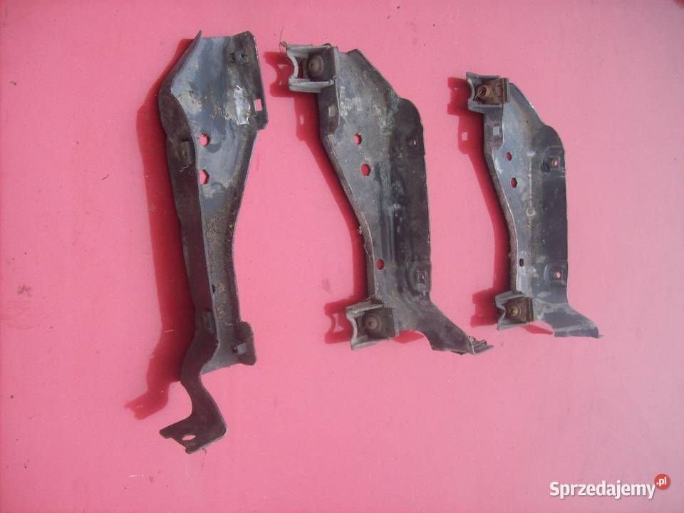 Audi 80 B4 Mocowanie przedniej lampy reflektora Rok produkcji 1994 Mińsk Mazowiecki