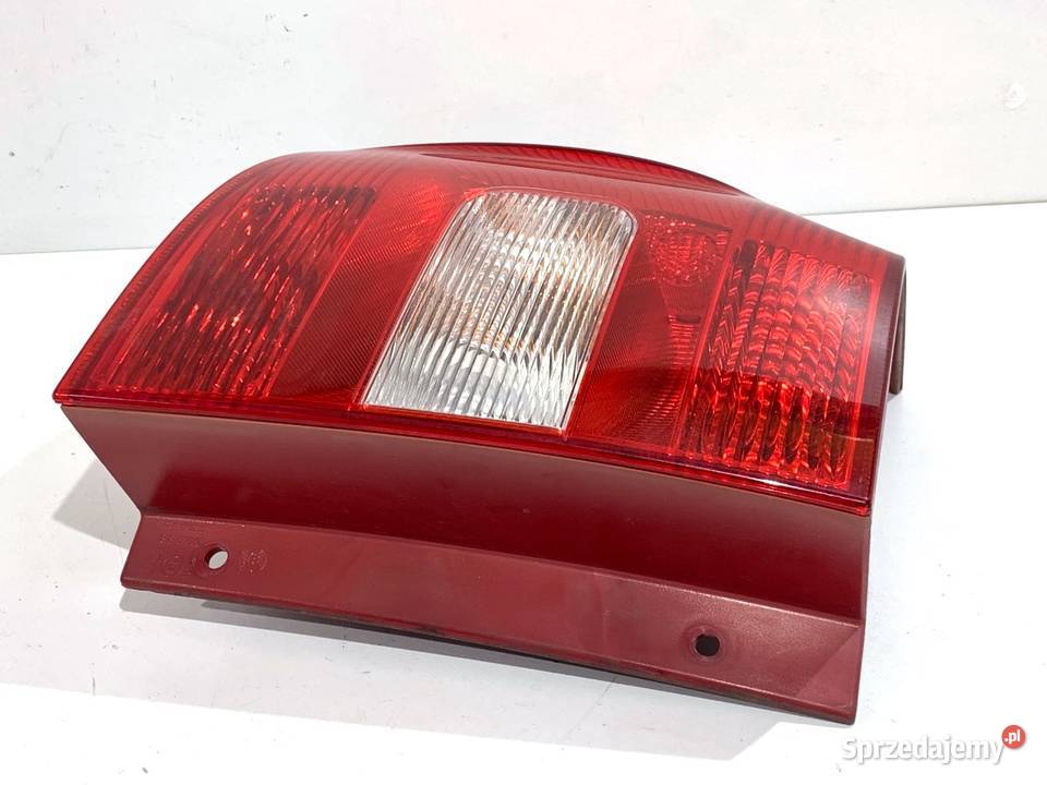LAMPA LEWY TYŁ SKODA YETI 5L0945095 Crossover