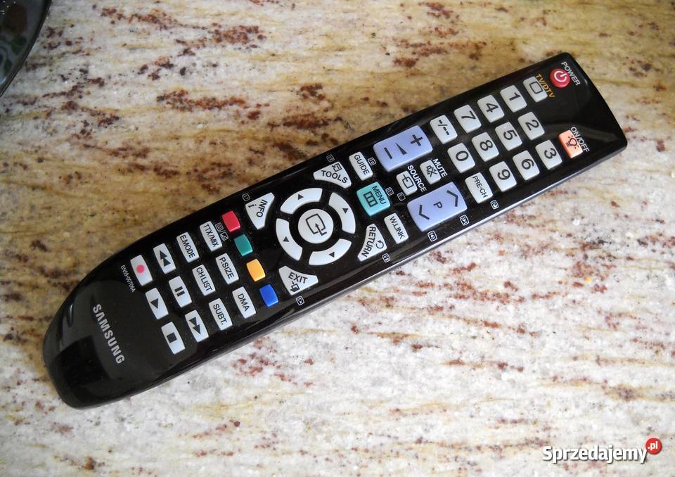 TV LED 32 cale Samsung z pilotem i podstawą LED sprzedam