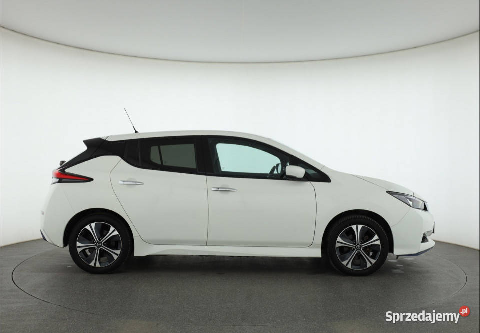 Nissan Leaf 62 kWh czujnik deszczu