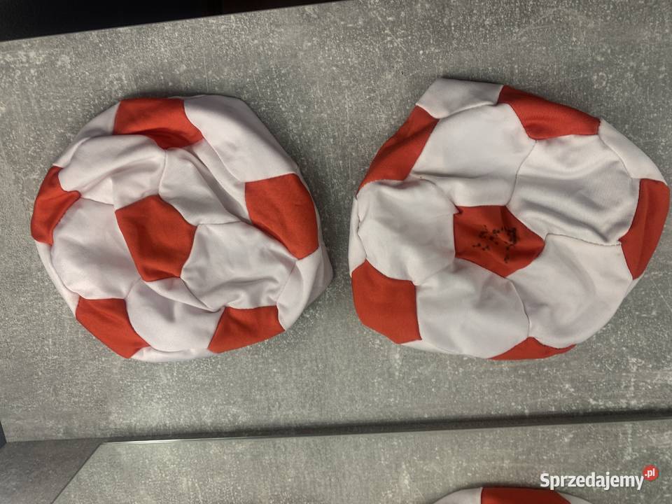 2 czepki czepek piłka nożna polska HIT podkarpackie Jasło