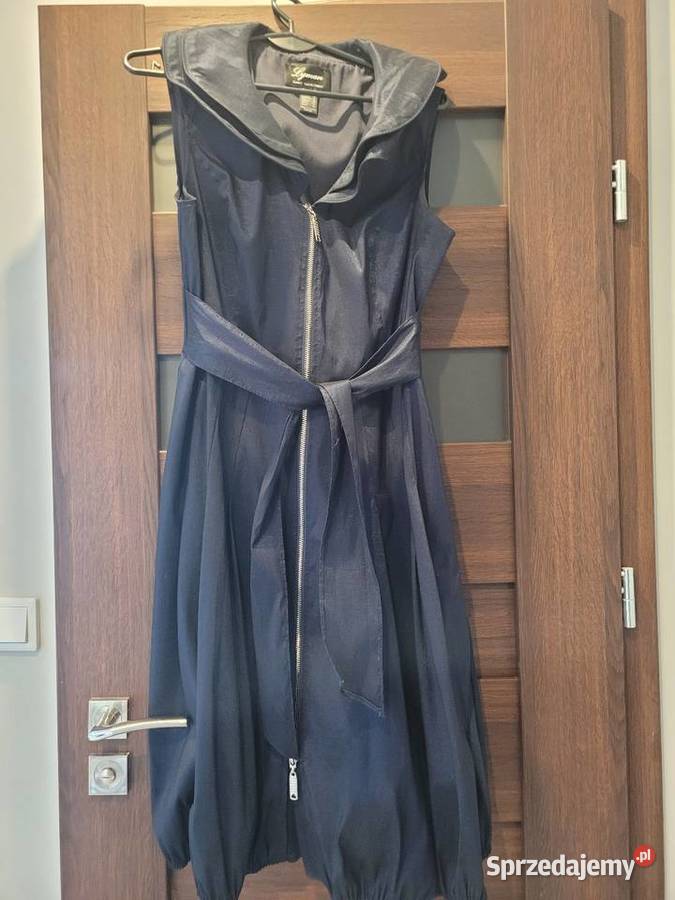 Elegancka sukienka Jarosław