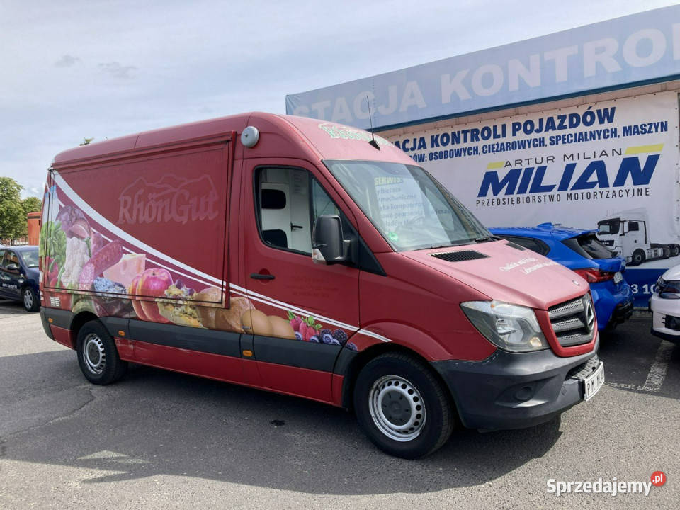 Mercedes Sprinter Autosklep pieczywa sklep Bar centralny zamek Syców