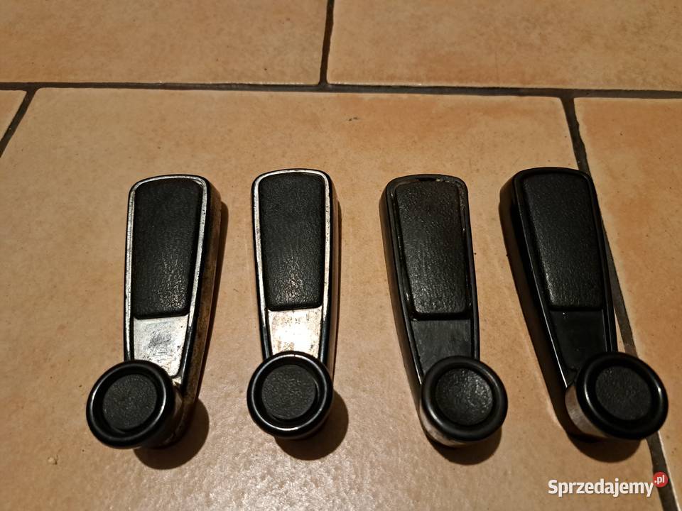 Fiat 125p126p korbki szyb u drzwi komplety wielkopolskie Leszno sprzedam