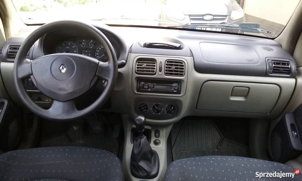 Samochód Renault thalia 2002 Nysa